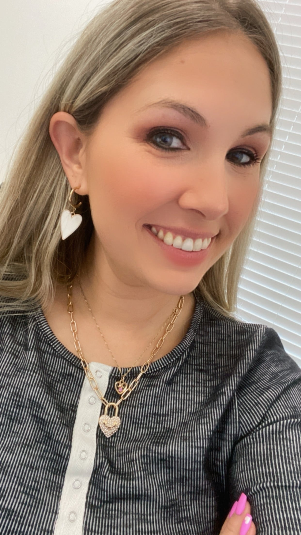 White heart hoop earrings