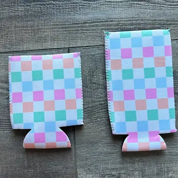 Retro Checkered Skinny Can Cooler