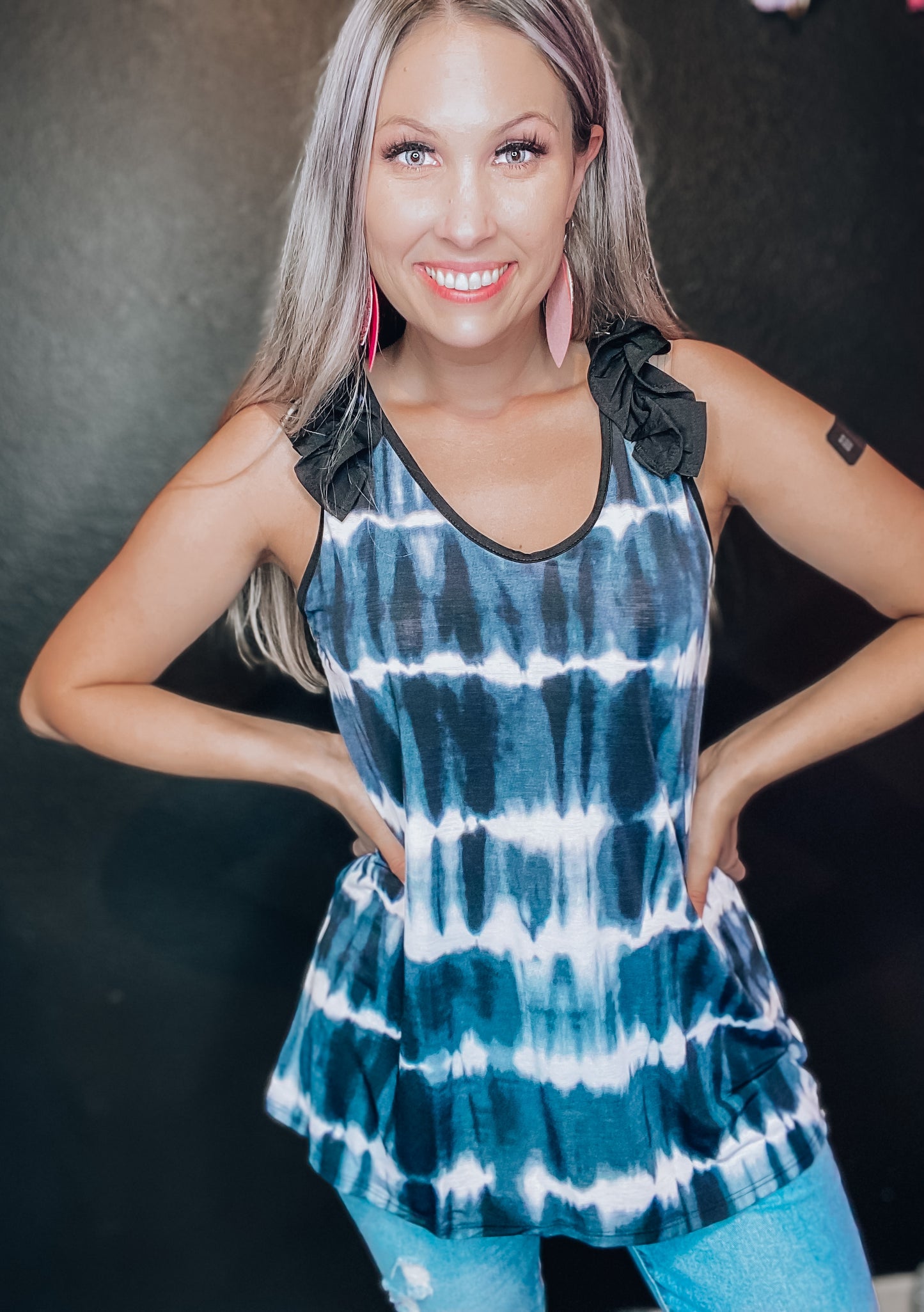 Black & Navy Tide Waves Ruffle Sleeve Tank