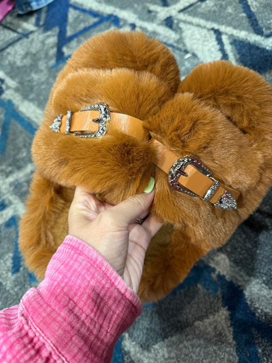 Buckle House Shoes - Saddle