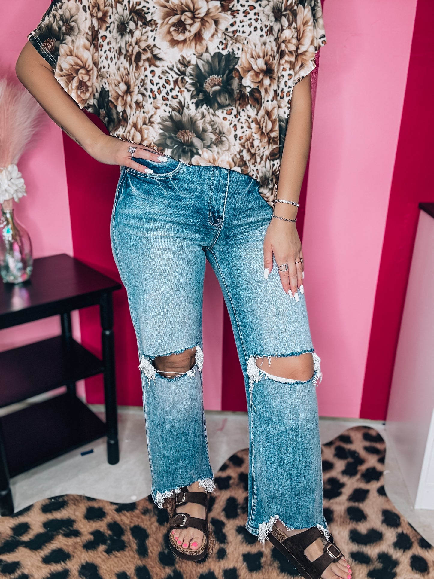 Nani Busted Knee Crop Jeans